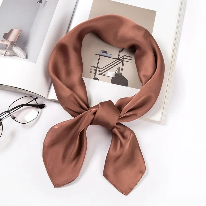 Pañuelo de satén para mujer de - Scarf Silk Square reseña y precio