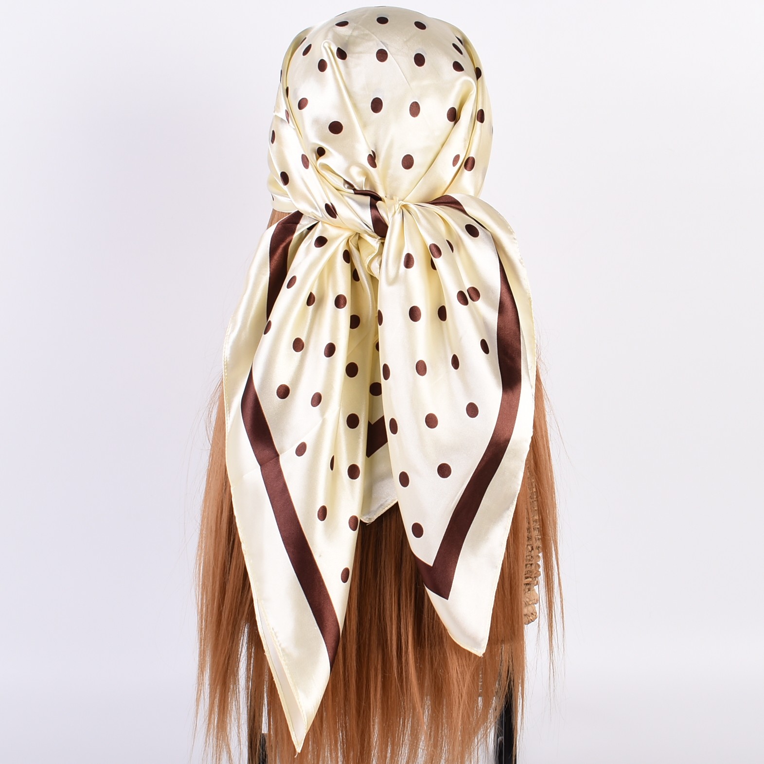 Novedad de verano, bufanda cua - Scarf Silk Square reseña y precio